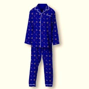 Mcdonalds New exclusive collectable Mcdonalds Restaurant Pyjama set. Large